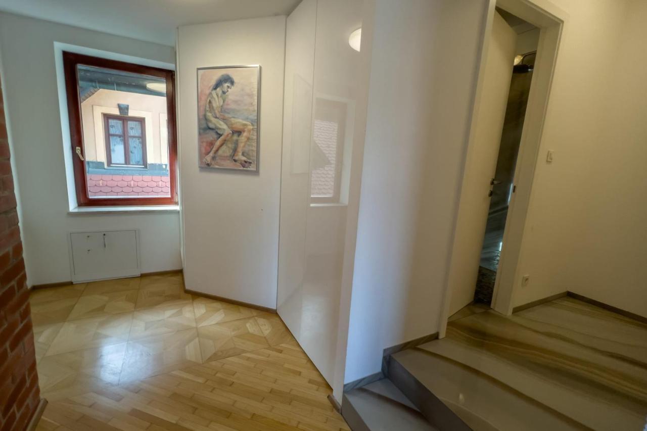 Apartamento Riverside Ljubljanica With Private Parking Liubliana Exterior foto
